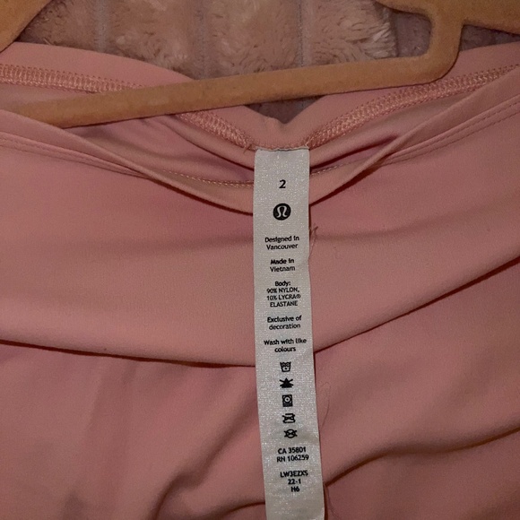 Lululemon Pink Oversized Top in Size 2 - Picture 3 of 5